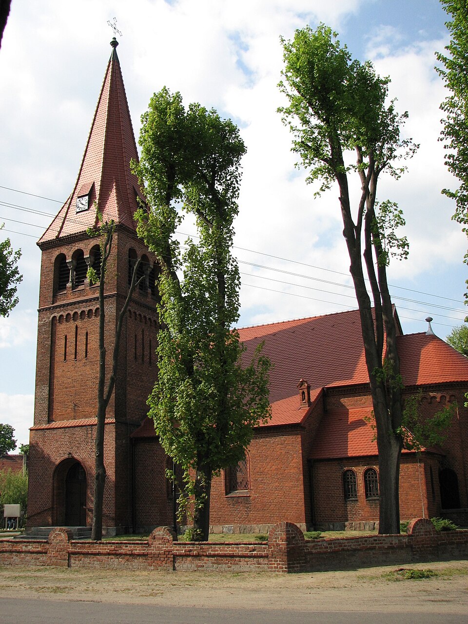 Kościół św. Józefa Rzemieślnika – Strzydzew