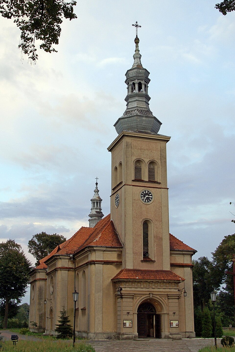 Kościół Narodzenia NMP – Wałków