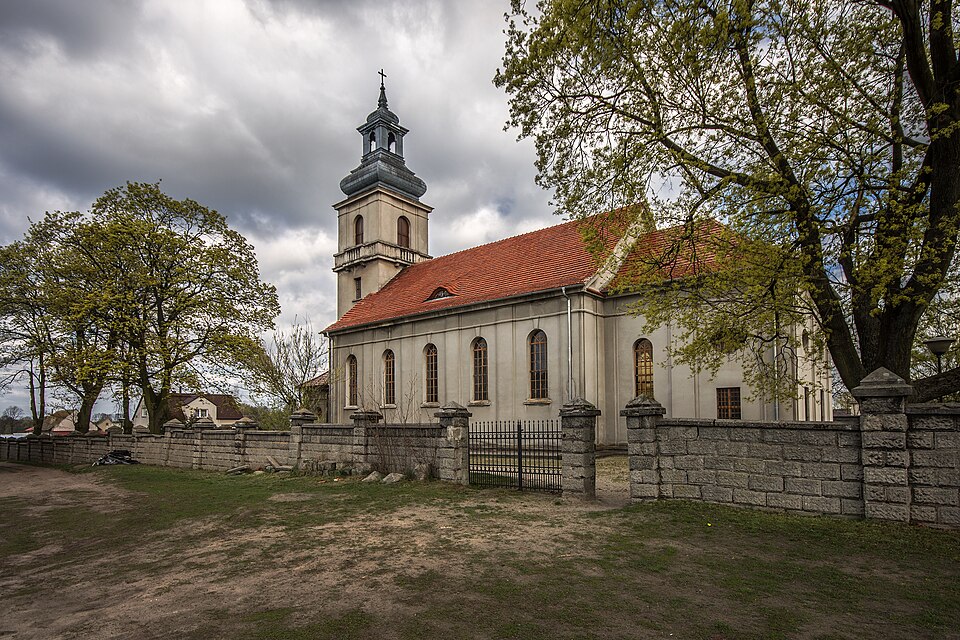 Kościół Najświętszego Serca Pana Jezusa i Wszystkich Świętych – Mąkoszyce