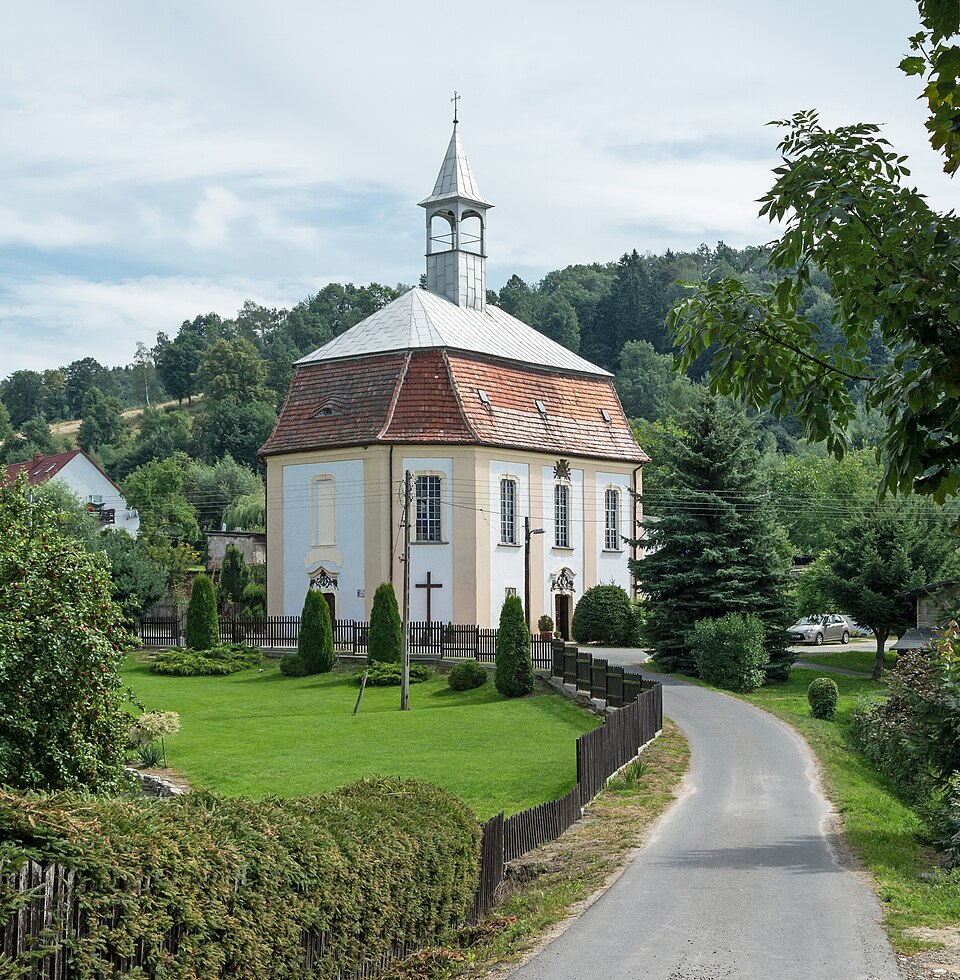 Kościół MB Różańcowej – Radomierz