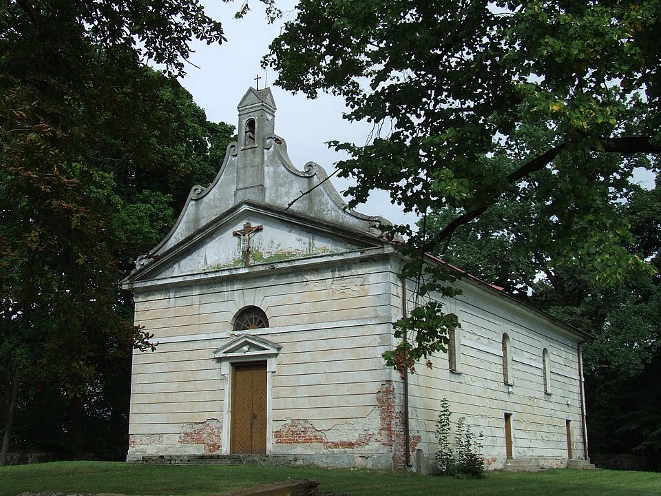 Kościół Trójcy Świętej – Borowie