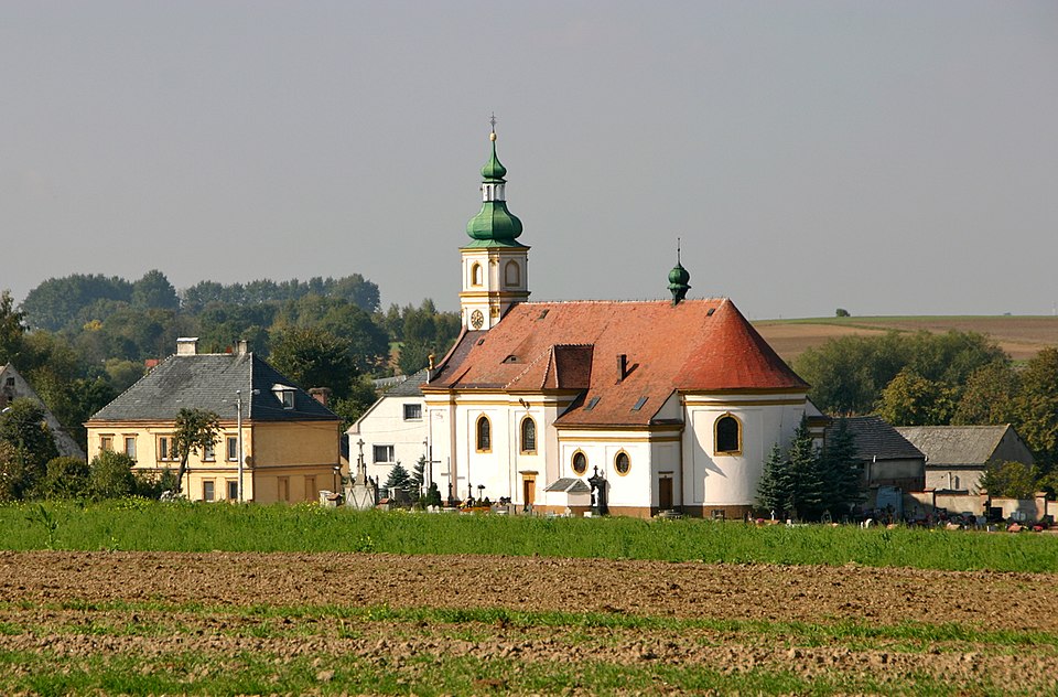 Kościół św. Stanisława Biskupa i Męczennika – Naczęsławice