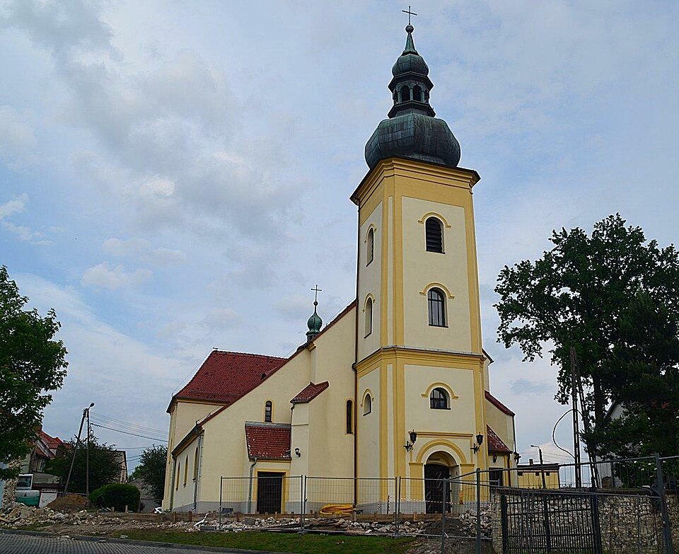 Kościół Trójcy Świętej – Leśnica