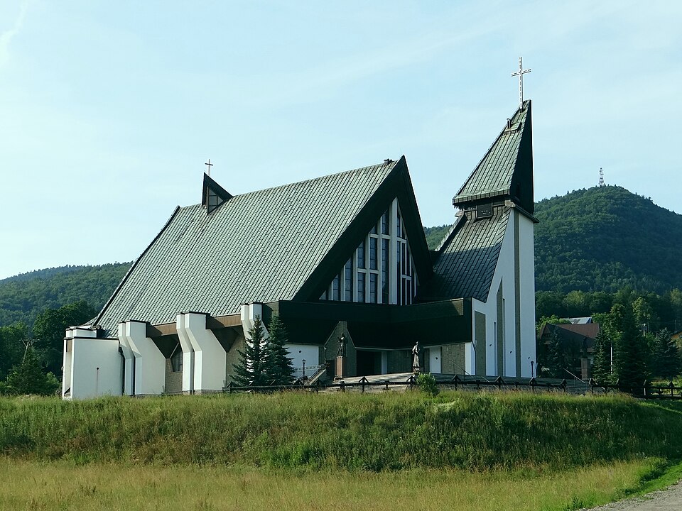 Kościół Imienia NMP – Chomranice