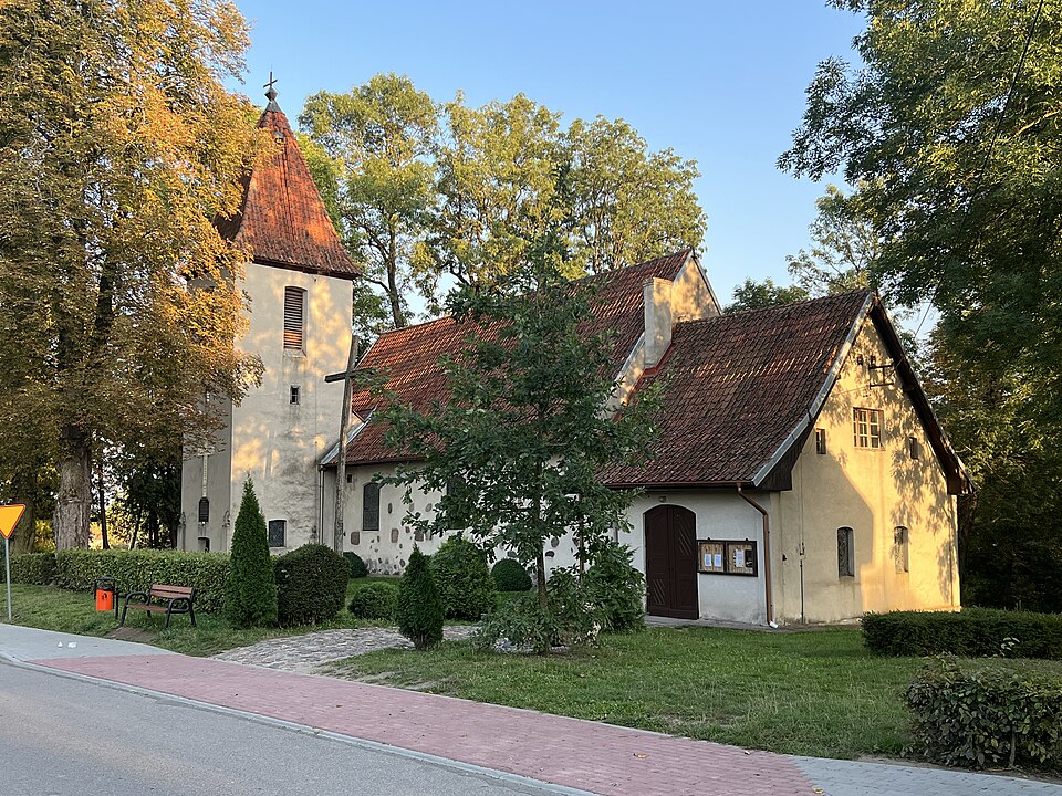 Kościół św. Józefa Rzemieślnika – Nakomiady