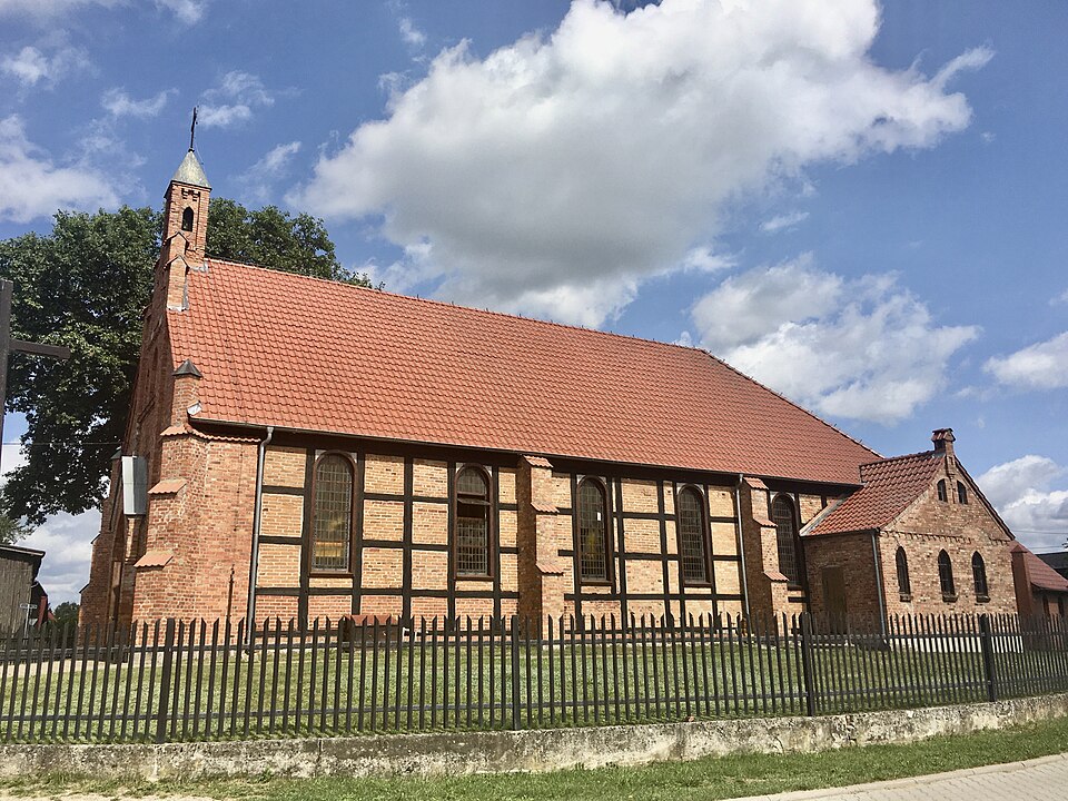 Kościół Najświętszego Serca Jezusa – Borzytuchom