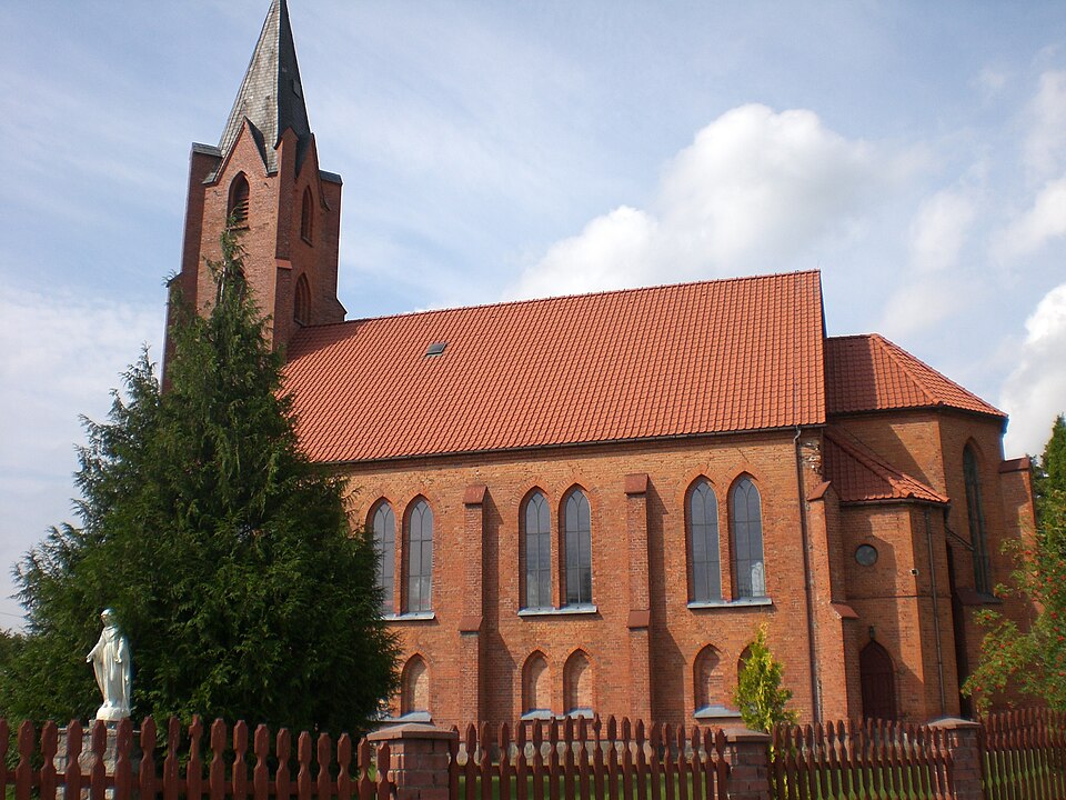 Kościół św. Michała Archanioła – Łebunia