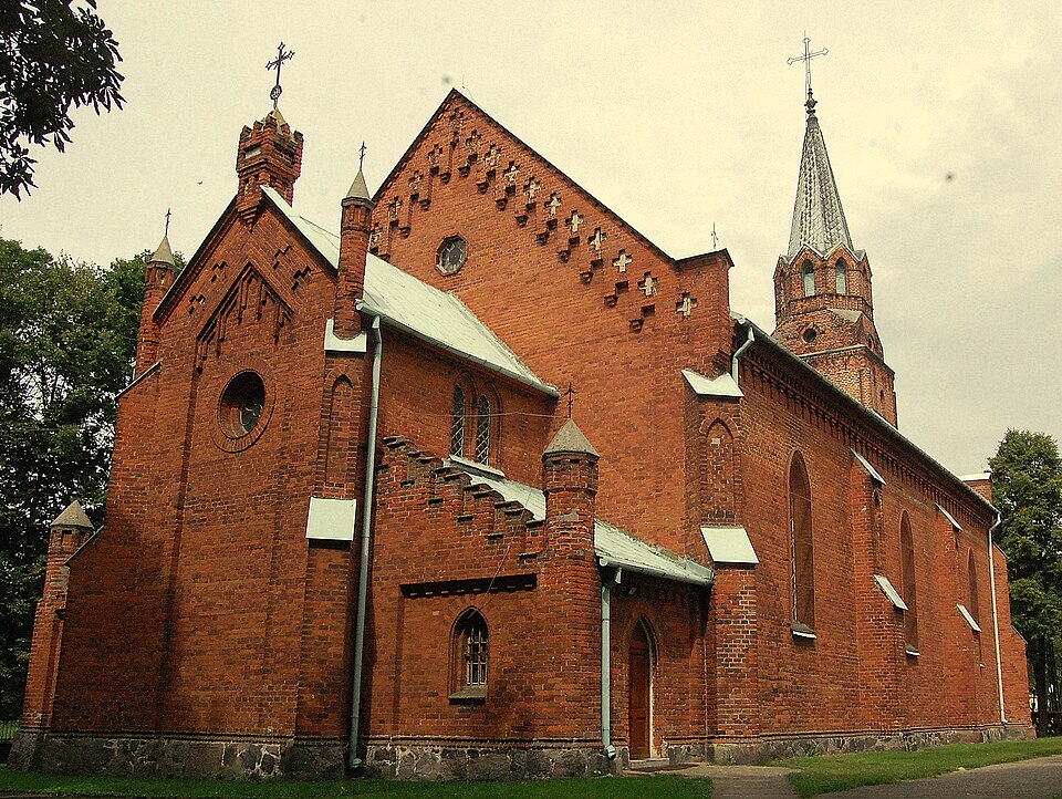Kościół św. Mateusza – Lutocin