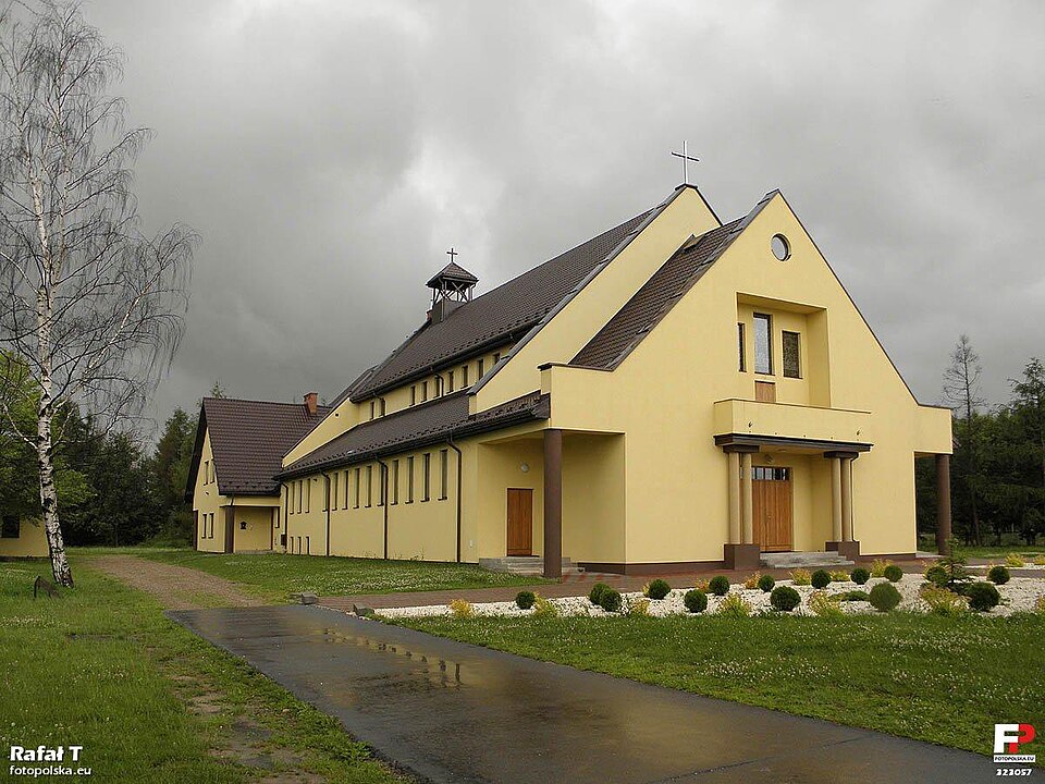Kościół MB Różańcowej – Mazowszany