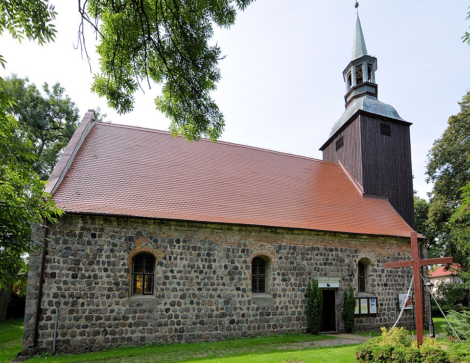 Kościół MB Królowej Polski – Przelewice