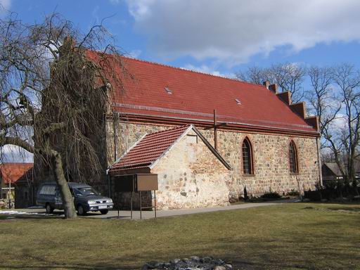 Kościół MB Królowej Świata – Dobra