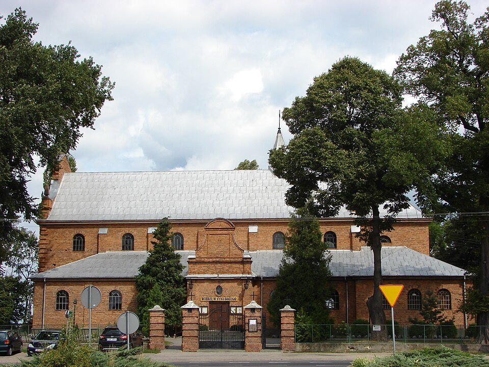 Kościół NMP Królowej Polski – Kruszyn