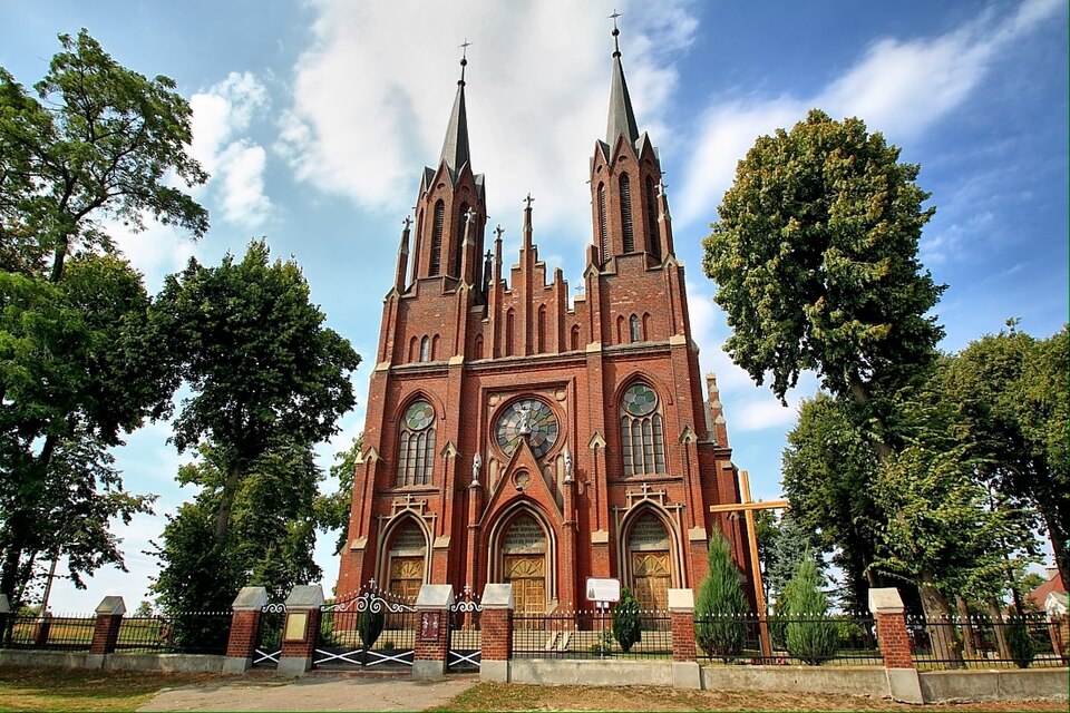 Kościół Przemienienia Pańskiego – Białotarsk