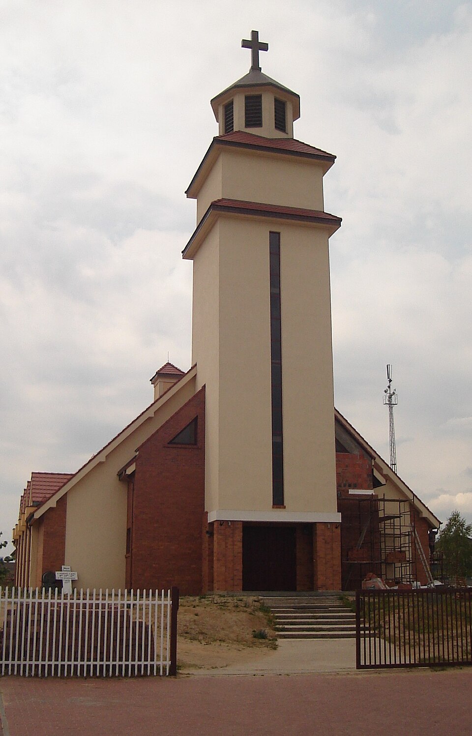 Kościół MB Fatimskiej – Obrzębin
