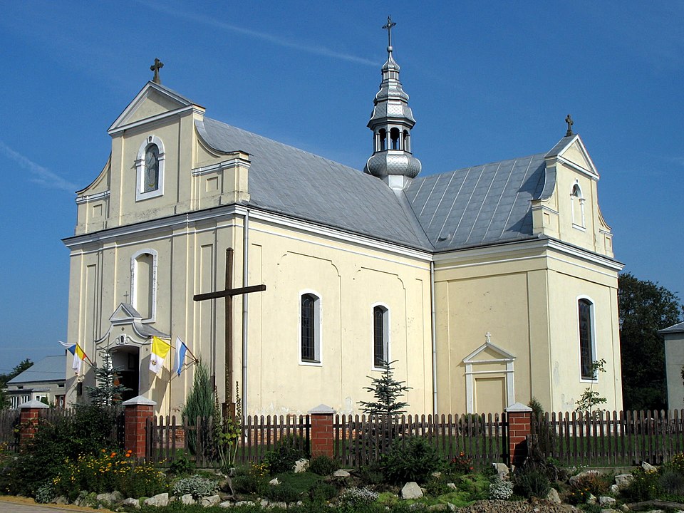 Kościół Trójcy Przenajświętszej – Stary Dzików