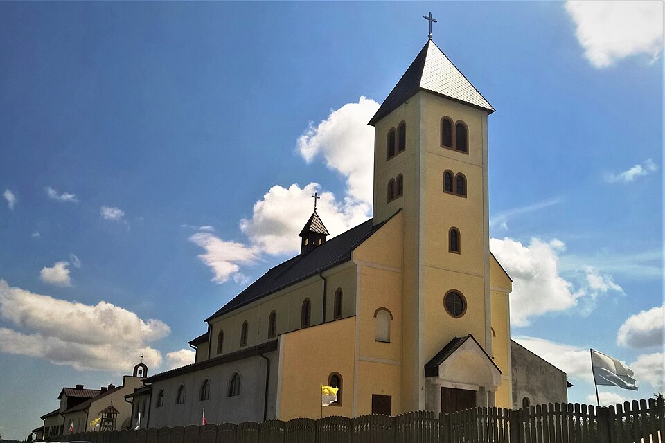 Kościół Bł. Wincentego Kadłubka – Domaszowice