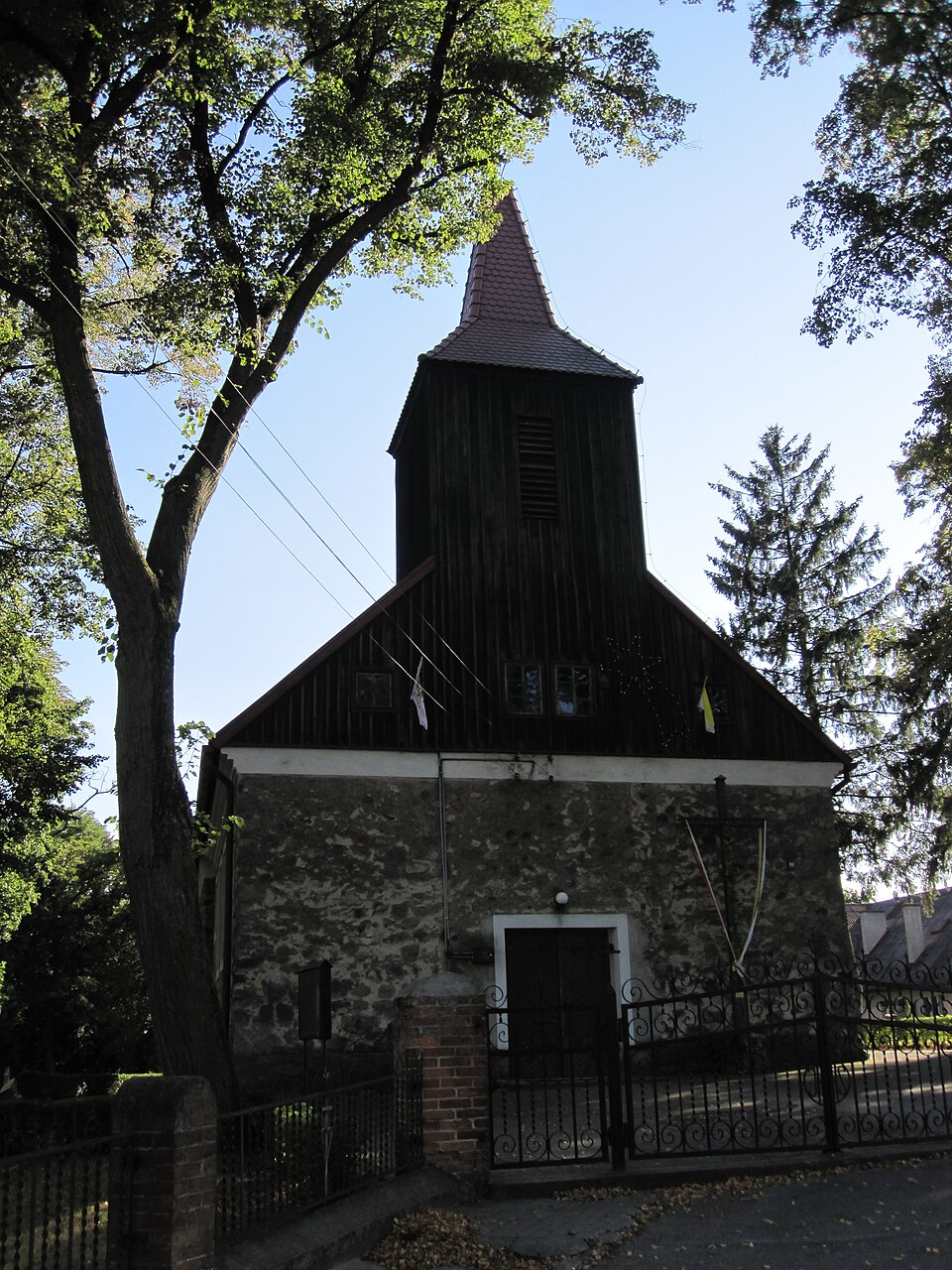 Kościół św. Wawrzyńca – Kiełpiny