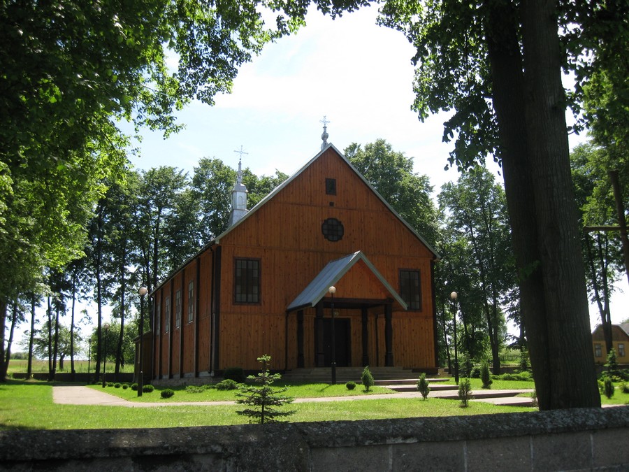 Kościół NMP Częstochowskiej – Tabędz