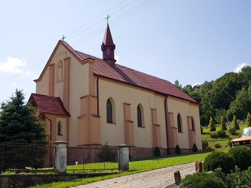 Kościół Niepokalanego Serca NMP – Dubiecko
