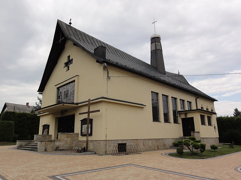 Kościół Wszystkich Świętych – Zarzecze