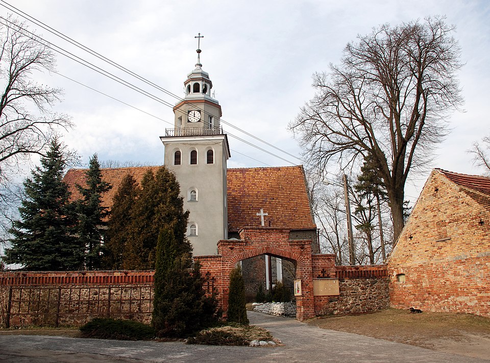 Kościół Trójcy Świętej – Niwica