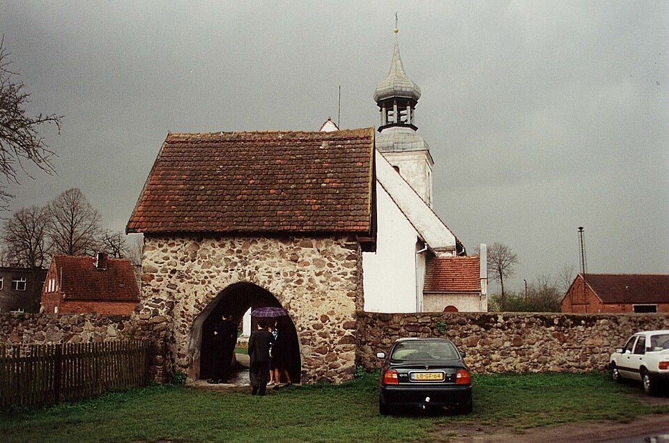 Kościół MB Bolesnej – Dzikowice