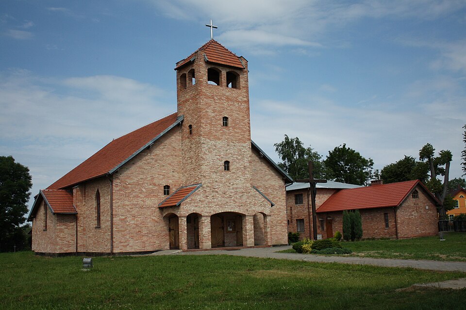 Kościół św. Stanisława BM – Tujsk