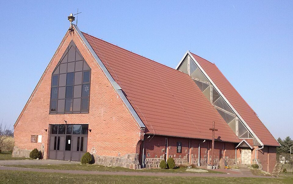 Kościół św. Królowej Jadwigi – Czernin
