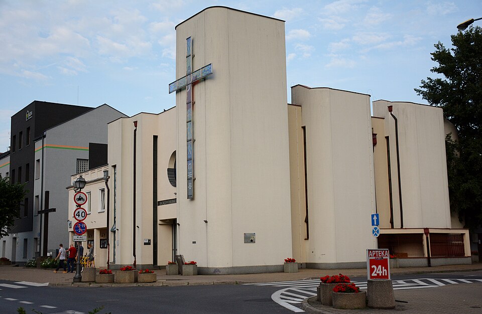 Kościół Najświętszego Ciała i Krwi Chrystusa – Legionowo