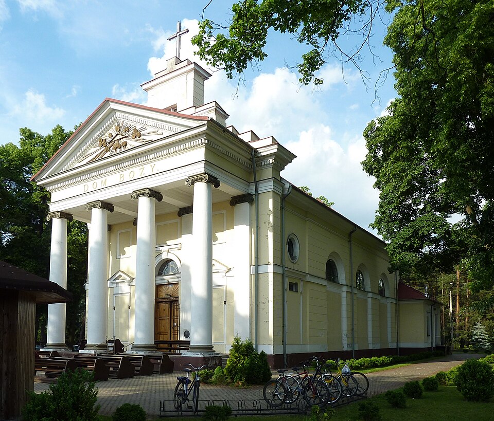 Kościół św. Wojciecha Biskupa i Męczennika – Wiązowna