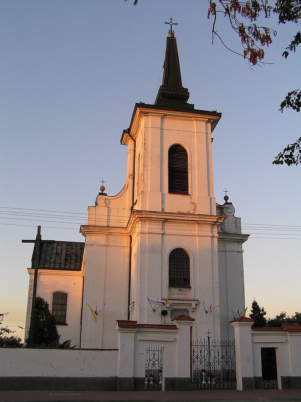 Kościół Świętej Trójcy – Belsk Duży