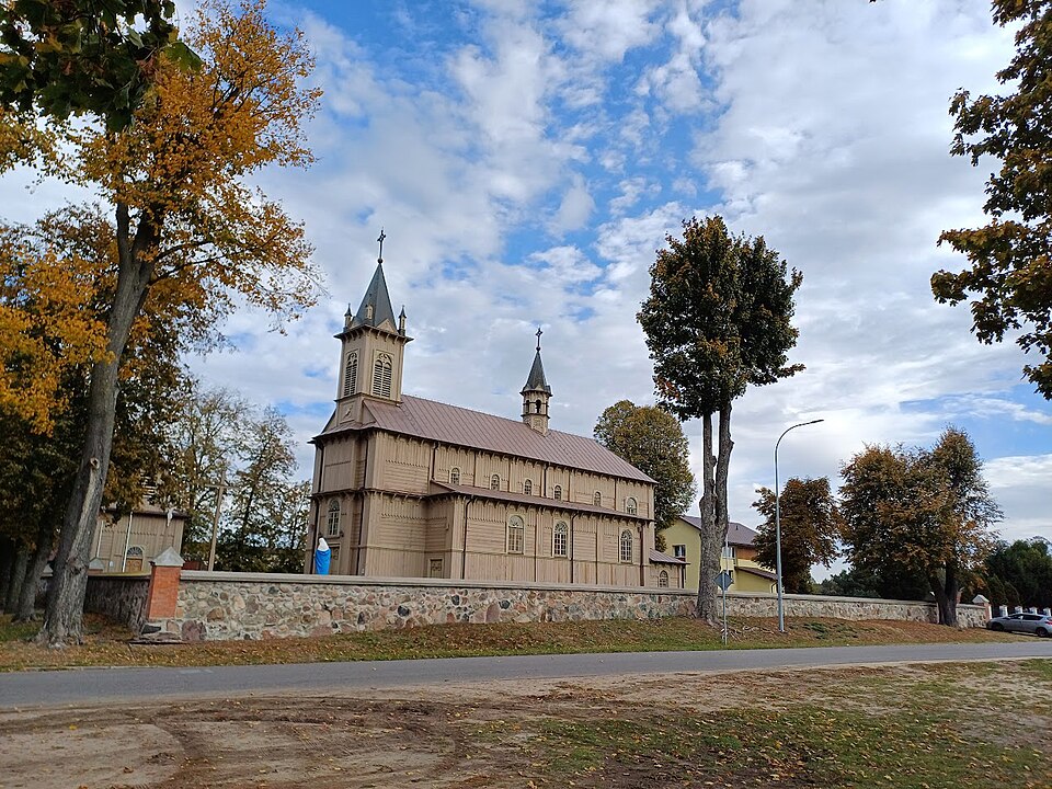 Kościół Św. Trójcy – Chlewiska