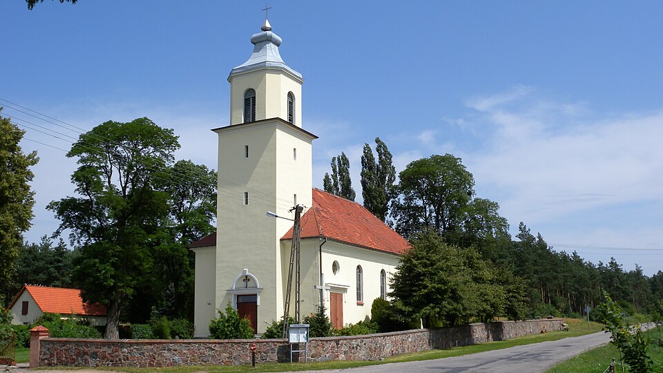 Kościół Nawiedzenia NMP i Wszystkich Świętych – Kierzkowo